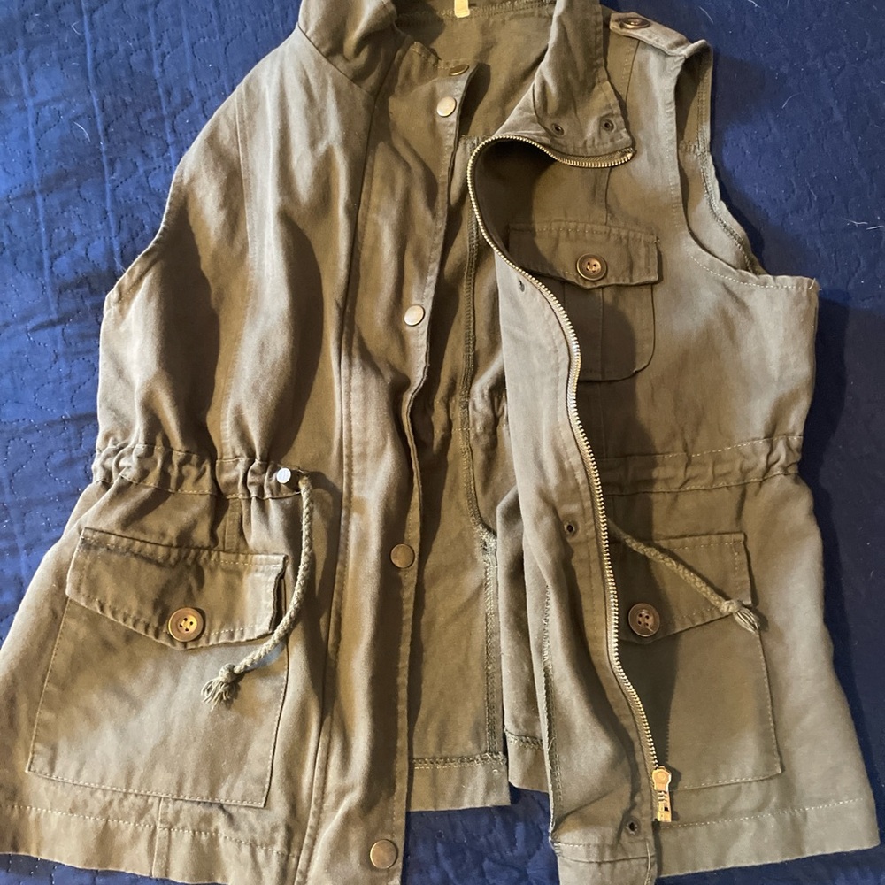 Kids Olive Green Sleeveless Jacket